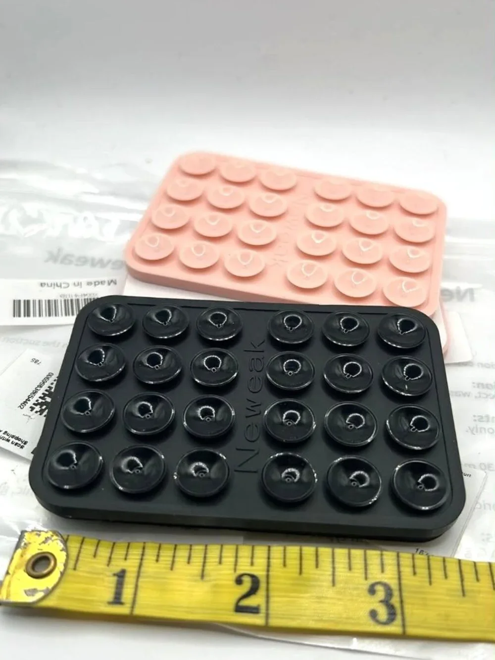 Silicone Phone Sticky Grip, Suction Phone Case Mount - 2 Black & 2 Pink